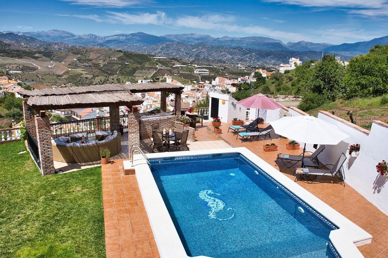 Casa Las Torres B&B Iznate Exterior foto
